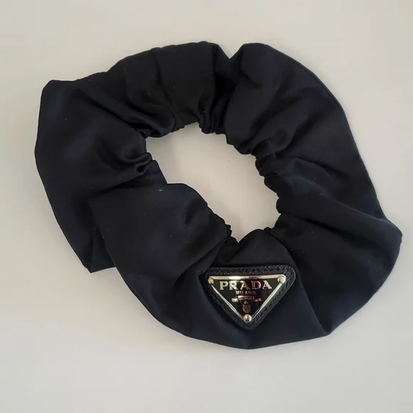 Prada Re-Nylon Triangle-Logo - Picture 1 of 2